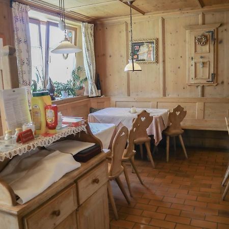 فال دي فيز Gasthof Albergo Neuwirt المظهر الخارجي الصورة
